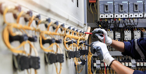 Professional Electrician technician working in Frankfort, MI